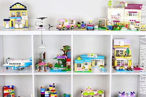 lego storage ideas for build sets / built sets Lego Friends Display Ideas, Lego Friends Display, Built Lego Storage Ideas Display, Built Lego Storage Ideas, Kids Lego Display Ideas, Playmobil Storage Ideas, Display Lego Sets, Lego Set Display Ideas, Lego Friends Storage