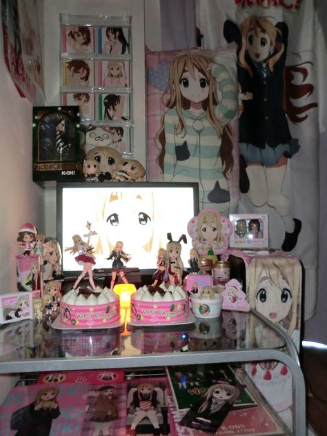 Kawaii Bedroom, Otaku Room, Gamer Room Decor, Anime Room, Cute Room Ideas, Mia 3, Gamer Room, Kawaii Room, Dream Room Inspiration