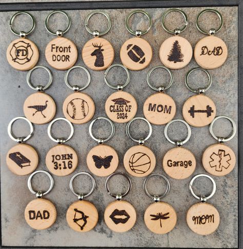 Personalized keychains are new @ the Table 🔑😊 #mommascrafttables #mommascrafttable #woodburning #fyp #customorder #pyrography #giftideas #customwoodburning Round Wooden Keychain Ideas, Key Chains Wood, Woodburning Keychain Ideas, Woodburned Keychain Ideas, Woodburning Keychains, Diy Wood Keychain, Diy Cnc Router, Personalized Keychains, Hobby Ideas