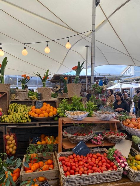 #farm #market #produce #fruit #vegetables #aesthetic Air Animation, Vegetables Aesthetic, Farmers Market Aesthetic, Produce Farm, Dorm Themes, Roadside Stand, Farm Aesthetic, Farmers Market Stand, Food Collage