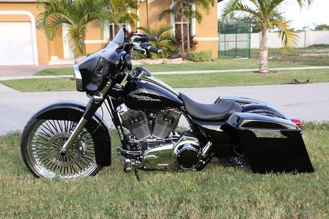 Harley Davidson Motorcycles Street Glide, Harley Davidson Glide, Street Glide Bagger, Custom Street Glide, Harley Bagger, Street Glide Harley, Custom Motorcycles Harley, Bagger Motorcycle, Harley Davidson Baggers