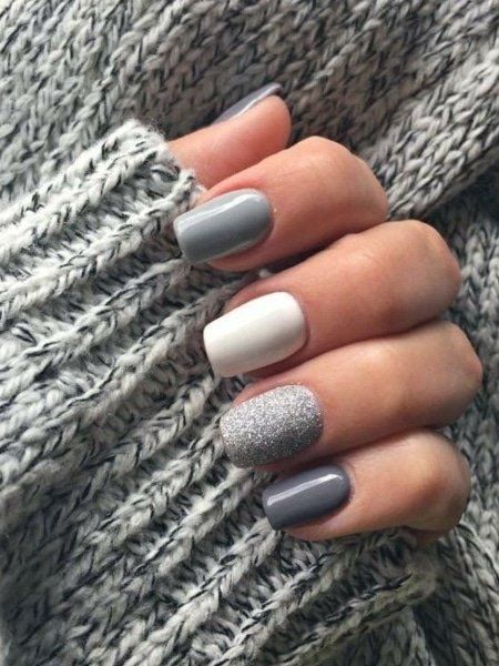 Bride Indian, Unghie Sfumate, Wedding Nails Glitter, January Nails, Winter Nails Acrylic, Nail Colors Winter, Cute Gel Nails, Colorful Nail Designs, Short Acrylic Nails Designs