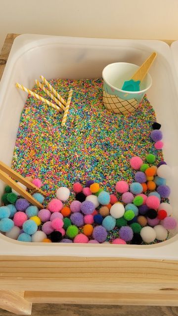 Sprinkle Sensory Bins, Ice Cream Play Ideas, Summer Sensory Bin Preschool, Starbucks Sensory Bin, Rice Sensory Bin Ideas, Sensory Ice Cream Play, Ice Cream Sensory Play, Sprinkles Sensory Play, Macaroni Sensory Bin