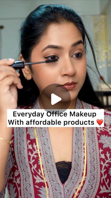 Natural Makeup On Indian Skin, Normal Makeup Simple, Desi Makeup Tutorials, Brown Skin Makeup Indian Natural, Office Makeup Looks, Bronze Eyeliner, Makeup For Everyday, Indian Makeup Tutorial, Basic Makeup For Beginners