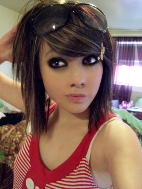 Blonde Scene Hair, Short Emo Hair, Emo Haircuts, Emo Girl Hairstyles, Hair Styles 2014, Emo Hair, Shoulder Length Hair Cuts, Girl Haircuts, Scene Hair