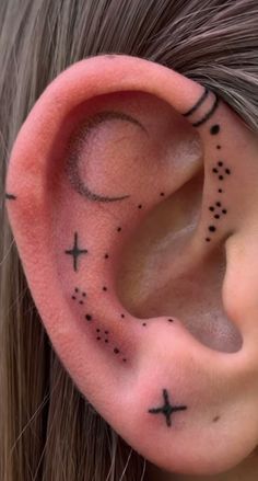 Hand Poked Ear Tattoo, Cartilage Tattoo Ear, Gothic Ear Tattoo, Inner Ear Tattoo With Piercing, Ear Tattoo Dots, Delicate Ear Tattoo, Ear Tattoos Women Inner, Sun Ear Tattoo, Coin Slot Piercing