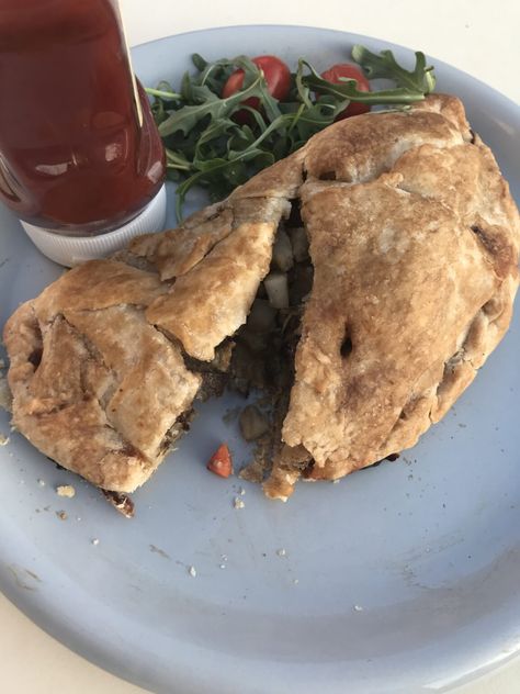 U.P. Pasties - What happens when Finns meet Celts - Ingebretsen's Nordic Marketplace Turnip Vegetable, Cornish Pasties, American Food, Ground Pork, Ground Beef, Beef Recipes, Dough, Michigan, All In One