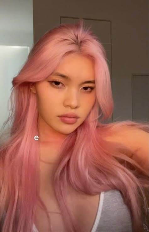 Diakimeko Pink Hair, Pink Hair Tanned Skin, Hair Color Tanned Skin, Colored Hair Tan Skin, Pink Hair Dark Eyebrows, Light Pink Hair Tan Skin, Pink Hair For Olive Skin, Pastel Pink Hair On Brown Skin, Light Pink Hair Asian