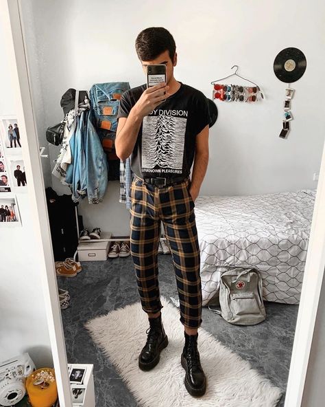 Soft Grunge Outfits Men, Alternative Fashion Men, Indie Outfits Men, Indie Outfits Alternative Fashion, Grunge Outfits Men, Frozen Dinner, Soft Grunge Outfits, Recipes Salmon, 90s Fashion Men