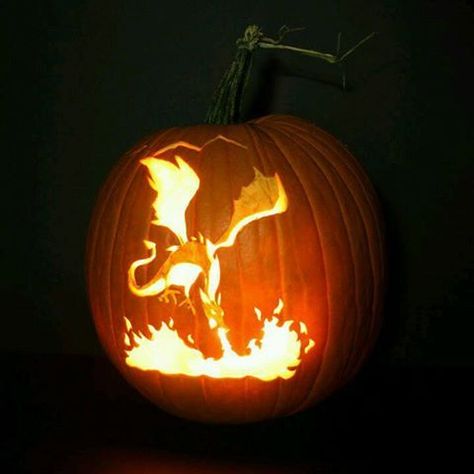 111 World`s Coolest Pumpkin Designs to Carve This Fall Cool Pumpkin Designs, Horror Ideas, Unique Pumpkin Carving Ideas, Pumpkin Carve, Pumpkin Lanterns, Pumpkin Scary, Pumkin Carving, Halloween Pumpkin Carving Stencils, Creative Pumpkin Carving