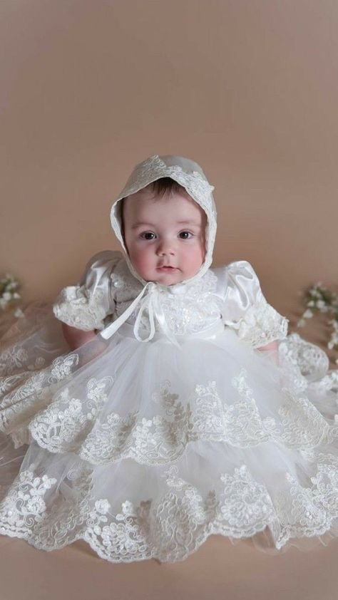 Bautizo Ideas Girl Dress, Frock Design Girl, Baby Girl Christening Dresses, Baby Party Wear Dress, White Party Dresses, Baby Frock Design, Baby Blessing Dress, Girls Party Outfits, Baby Christening Outfit