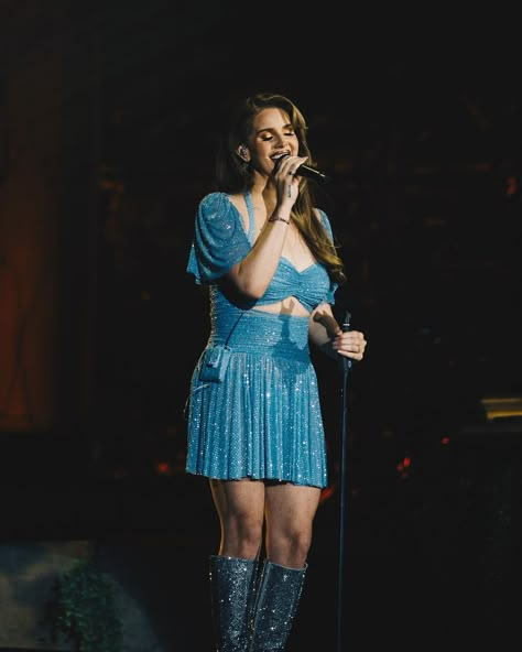 Lana Del Rey Cardboard Cutout, Lana Del Rey Blue Dress, Lana Del Rey Stage, Lana Del Rey On Stage, Body Electric Lana Del Rey, Lana Dress, Pop Princess, Narita, Cardboard Cutout