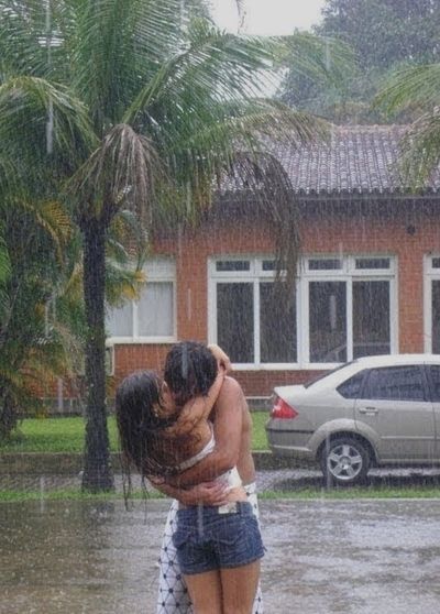 Kissing In The Rain, Photo Couple, Dancing In The Rain, This Is Love, Cute Relationship Goals, E Card, Two People, All You Need Is Love, Couple Aesthetic