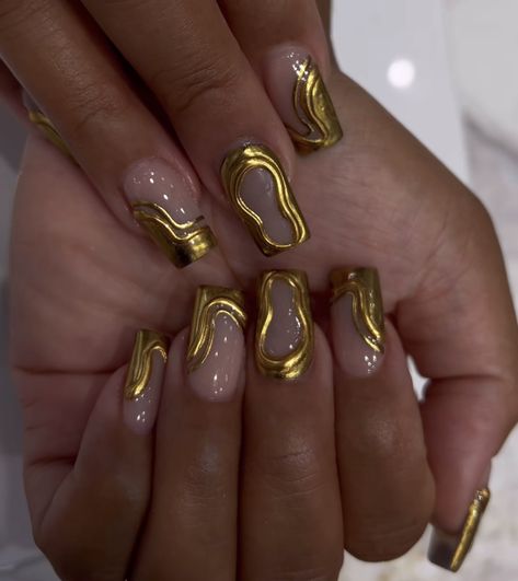 Chrome Gold Nails, Short Gold Nails, Fashion Minimal, Square Nail Designs, Aesthetic Nails, Vacation Nails, Gold Chrome, Nail Inspiration, Nails Short