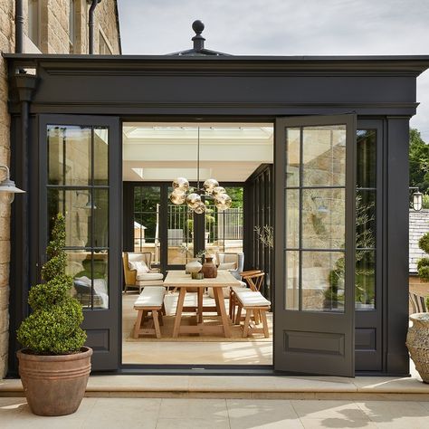 Orangery Interior, Kitchen Orangery, Orangery Extension, Westbury Gardens, Conservatory Design, Garden Room Extensions, Room Extensions, Glass Extension, Sunroom Designs