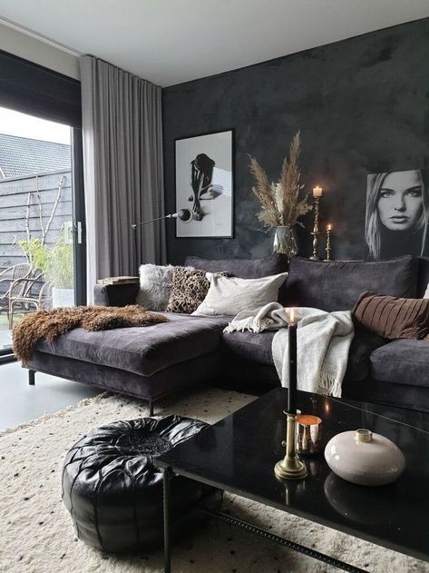 Dark Living Rooms, Black Living Room, Living Room Decor Cozy, Hus Inspiration, Decor Home Living Room, Decor Black, Decor Minimalist, Living Room Decor Apartment, Living Room Inspo