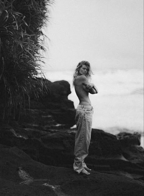 Wet Hair Beach Photoshoot, Surf Editorial, Beach Fashion Shoot, Beach Editorial, Water Shoot, Shotting Photo, Beach Photography Poses, Beach Shoot, Beach Portraits