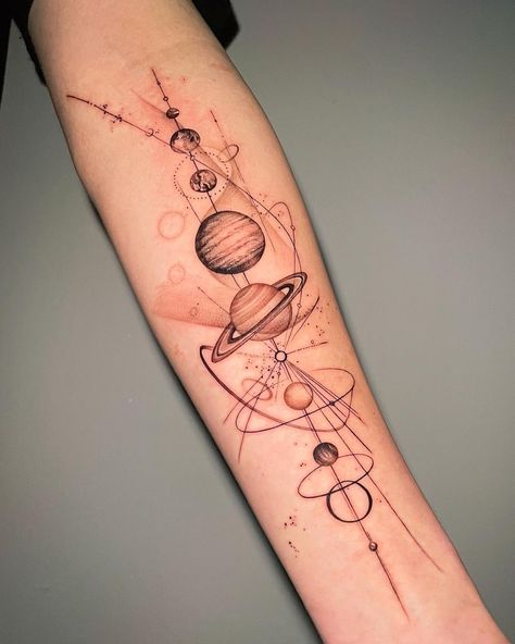 Eldritch Tattoo, Planets Tattoo, Ink Aesthetic, Rip Tattoos For Mom, Tricep Tattoos, Planet Tattoo, Astronomy Tattoo, Solar System Tattoo, Planet Tattoos