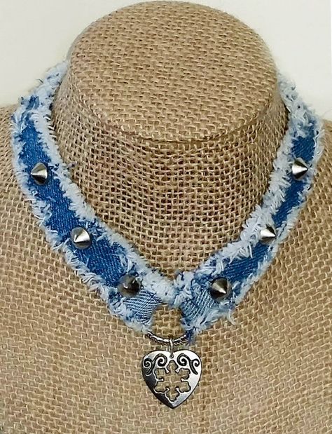 Sepatu Platform, Denim Necklace, Denim Choker, Denim Bracelet, Choker Necklace Handmade, Denim Crafts Diy, Choker Handmade, Diy Jeans, Blue Jeans Crafts