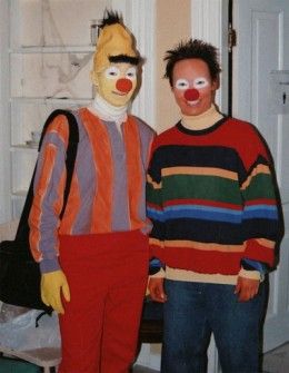 bert and ernie costume - Google Search Weird Duo Costumes, Bert Ernie Costume, Halloween Costumes Sesame Street, Ernie Costume, 3 People Costume Ideas, Bert And Ernie Costume, Unique Halloween Costume Ideas, Ernie And Bert, Ernie Und Bert