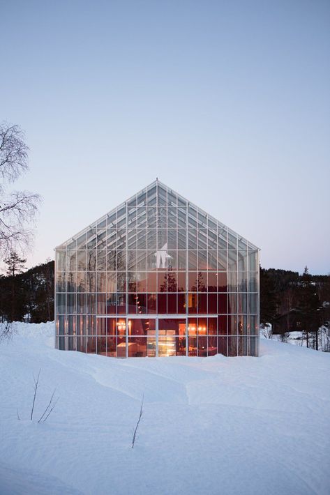 The home of architect Margit-Kristine Solibakke Klev and her husband, Arnstein Norheim, is built inside an enormous greenhouse. #dwell #moderndesign #modernhometours #greenhouse Conservatory House, Greenhouse Home, Home Shelter, Color Concept, Scandinavian Architecture, Home Greenhouse, Norwegian Forest, Exclusive Home, House Inside