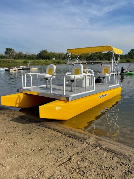 Mini pontoon, small pontoon, bigger floats, larger capacity, lots of colors to choose for the floats, affordable, USA made, customizable Mini Pontoon Boats, Small Pontoon Boats, Rigid Inflatable Boat, Overland Trailer, Pontoon Boats, Build Your Own Boat, Diy Boat, Boat Building Plans, Paddle Surfing