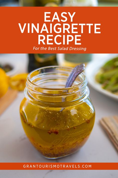 Easy Vinaigrette Recipe for the Best Salad Dressing Best Salad Dressing Healthy, Sweet Vinaigrette Dressing, Easy Vinaigrette, Vinaigrette Recipes Easy, French Vinaigrette, Best Salad Dressing, Delicious Salad Dressings, Salad Dressing Recipes Healthy, Dressing Salad