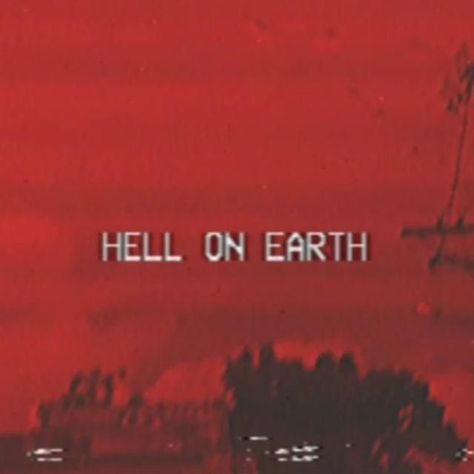 Devil Aesthetic, Red Aesthetic Grunge, 2560x1440 Wallpaper, Red Walls, Red Wallpaper, Aesthetic Colors, Aesthetic Grunge, Red Aesthetic, American Horror Story