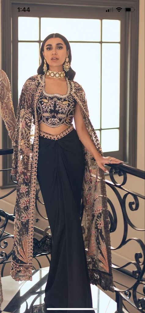 Western And Traditional Dress, Lehenga Designs Latest For Women, Sangeet Sharara Outfits, 2023 Indian Outfits, Indian Designer Suits Neck Design, Indian Outfits Trending, Indian Outfit For Short Height Women, Desi Wedding Outfit Ideas, Skirt Traditional Outfits