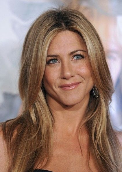 Jennifer Aniston Hair Just Go With It, Jennifer Aniston Just Go With It Hair, Jennifer Aniston Hair Lolavie, Jenefer Anderson Hair, Jennifer Aniston Friends Hair, Jennifer Aniston Makeup, Jennifer Aniston Hair Color, Aniston Hair, Flapper Girls