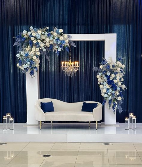 Blue Backdrop Wedding, Wedding Backdrop Blue, Blue Stage Decorations, Blue Theme Wedding Backdrop, Navy Blue And Gold Backdrop, Navy Blue Backdrop, Blue Wedding Backdrop, Blue Backdrop Ideas, Blue And White Engagement Party