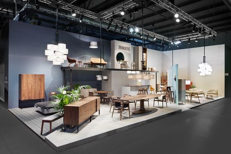 #iSaloni #SaloneDelMobile #Salone #Milan #Milano #zeitraum #SalonediMilano #2016 #furniture #design #interieur #interieurs #mobila @relaydesign @hornbakco @suiteny @archiproducts @Stylepark @archello @stilwerk @carolatrummer @nordictrend0041 @archiexpopins @architonic @dezeen Furniture Store Interior Design, Furniture Store Display, Furniture Store Interior, Chair Showroom, Geoffrey Bawa, Furniture Store Design, Exhibition Stall Design, Showroom Interior Design, Showroom Design