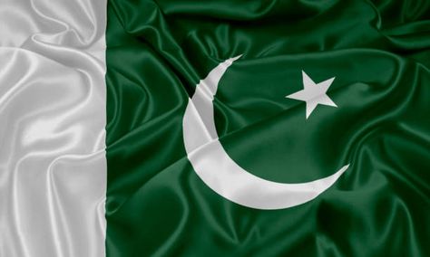 Pakistani Picture, Pakistan Flag Wallpaper, Pakistan Flag Images, Pakistan Wallpaper, Pakistan Pictures, Pakistani Flag, Pakistan Photos, Pakistan Independence, Pakistan Flag