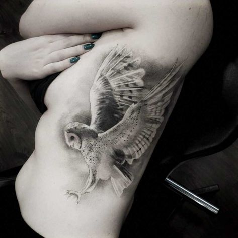 owl tattoo on ribs Owl Rib Tattoo, Flying Owl Tattoo Design, Owl Wings Tattoo, Flying Owl Tattoo, Owl Tattoo Back, Best Male Tattoos, White Owl Tattoo, Tattoo On Ribs, Realistic Owl Tattoo