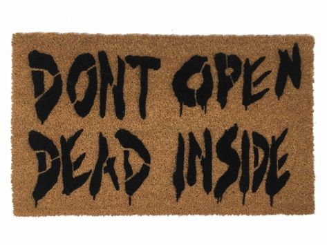 Don't Open Dead inside Halloween ZOMBIE Walking dead Gothic home decor doormat Walking Dead Zombie, Halloween Doormat, Secret Sister, Walking Dead Zombies, Cool Doormats, Halloween Door Mat, Dead Zombie, Front Porch Decor, Zombie Halloween