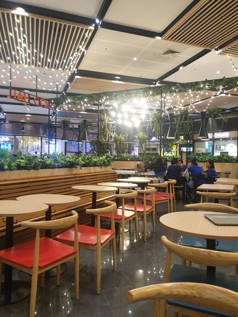 Food Court Design, Birthday Post, Birthday Post Instagram, College Meals, School Food, Post Instagram, Food Court, Collage, Birthday