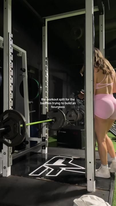 Alexa Gonzalez on TikTok Gym Splits, Bigger Glutes, Feminine Wellness, Hourglass Workout, Workout Split, Grow Your Glutes, Nonbinary People, Workout Challenges, Hamstring Workout