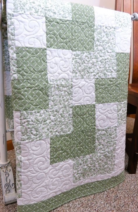 Green Quilts, Handmade Quilts For Sale, Neutral Quilt, Quilt Sewing Patterns, Scrap Quilt Patterns, Patchwork Quilt Patterns, Green Quilt, Boy Quilts, Quilts For Sale