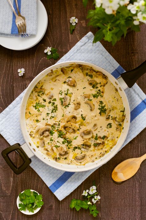 Creamy Chicken with Mushrooms and Leeks – Cooking Keto with Lee Creamy Chicken With Mushrooms, Chicken With Mushrooms, Creamy Mushroom Chicken, Mushroom Dish, Chicken Mushroom, Ketogenic Lifestyle, Turkey Sandwiches, Sauteed Mushrooms, Grass Fed Butter