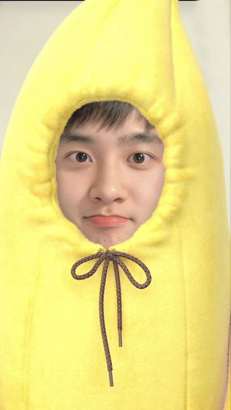 D.o Kyungsoo Cute, Kyungsoo Boyfriend Material, Kyungsoo Boyfriend, Exo Background Wallpapers, D.o Kyungsoo Aesthetic, Exo Stickers, Exo Background, Exo Official, Exo Lockscreen