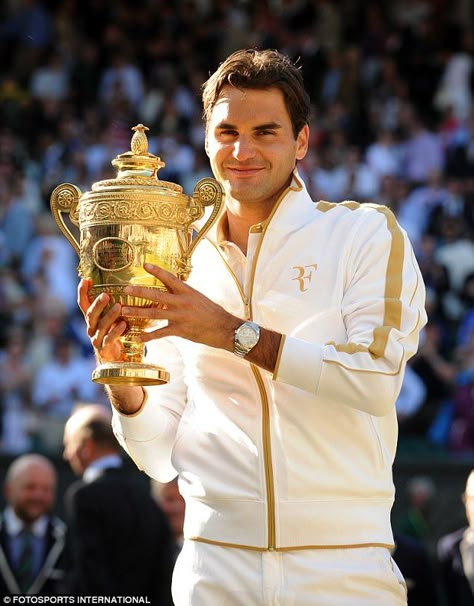 Roger Federer Wimbledon, Tennis Federer, Federer Wimbledon, Federer Nadal, Pete Sampras, Olympic Games Sports, Tennis Legends, Tennis World, Lawn Tennis