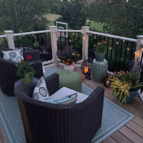 Small Front Deck Decorating Ideas, Square Deck Decorating Ideas, Small Outdoor Deck Decorating, Decorate Deck On A Budget, Small Upper Deck Ideas, Small Deck Seating Ideas, Upper Deck Decorating Ideas, Small Deck Design Ideas, Dark Brown Deck Decorating Ideas