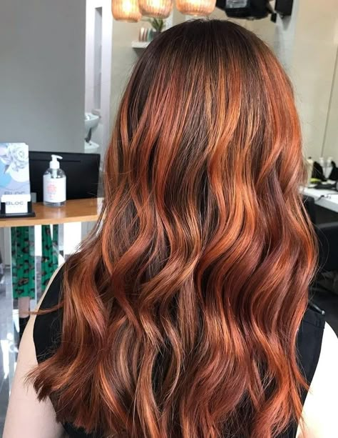 Dark Root Auburn Balayage, Dark Ginger Balayage Hair, Brunette Balayage Cooper, Copper Orange Highlights On Brown Hair, Copper Lights Hair, Copper Toned Balayage, Dark Hair With Ginger Highlights, Dark Root Copper Hair, Shadow Root Copper Hair