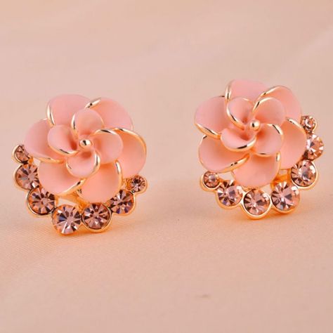 Fashion Earrings Studs, Bar Stud Earrings, Fancy Jewellery, Earrings Stud, Pretty Earrings, Girly Jewelry, Online Earrings, Rhinestone Earrings, Larp