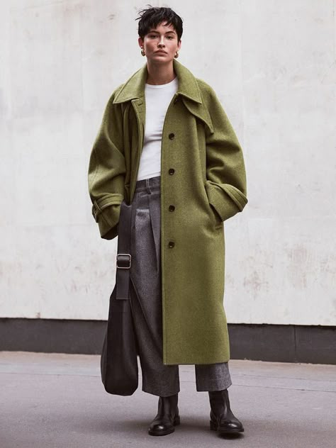 Green Wool Coat, Herringbone Coat, Tailored Coat, Green Coat, Wool Blend Coat, Knitwear Men, Wool Coat, Keep Warm, Winter Coat