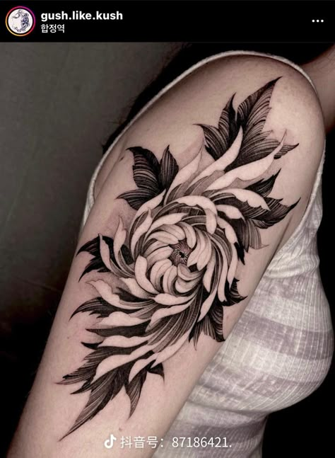 Crisantemo Tattoo, Birth Flower Tattoo Ideas, Honeysuckle Tattoo, Peony Flower Tattoos, Water Lily Tattoos, Leaves Tattoo, Side Neck Tattoo, Japanese Flower Tattoo, Flower Tattoo Ideas