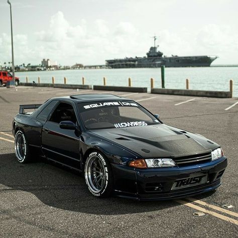 Car Aesthetic Wallpaper, Nissan Gtr R32, Car Aesthetic Interior, Car Accessories Aesthetic, Cars For Girls, Cars Decorations, Nissan R32, Gtr R32, R32 Skyline