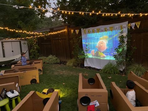 Backyard Birthday Party: Little Kid Drive-in Movie - 510 Families Outdoor Movie Night Party, Diy Backyard Movie, Diy Outdoor Movie Screen, Diy Movie Night, Backyard Movie Theaters, Outdoor Movie Screen, Backyard Birthday Parties, Movie Birthday Party, Backyard Movie Nights