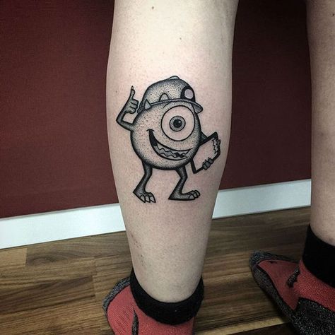 17 Magical and Inspiring Pixar Tattoos Mike Wazowski Tattoo, Disney Characters Tattoos, Tattoos Disney, Pikachu Tattoo, Shadow Tattoo, Tatuagem Masculina Pequena, Disney Sleeve, Tattoos Inspiration, Dot Tattoos