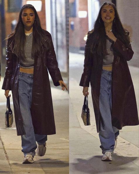 Madison Beer Street Style, Daily Fits, Madison Beer Outfits, Beer Outfit, Jeans Fits, Petite Style, Muslimah Fashion Outfits, Style Photo, Famous Fashion